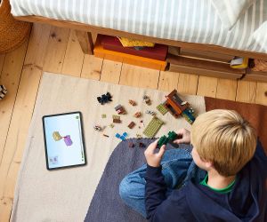 LEGO® Minecraft™  Минна експедиция с броненосец 21269