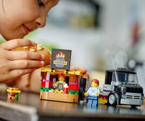 LEGO CITY Камион за хамбургери 60404